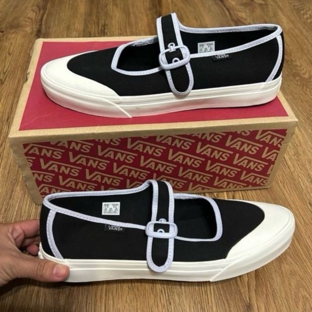 Vans Off The Wall Mary Jane Black Buckle Shoes Sneakers Women’s 7 New — image 6 of 7
